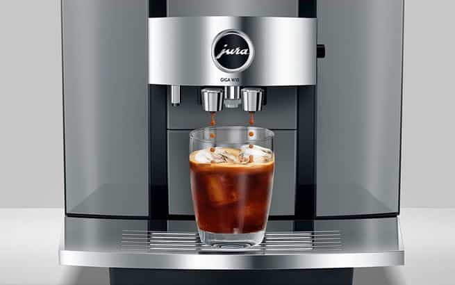 JURA GIGA W10 preparing authentic Cold Brew coffee using Cold Extraction Process