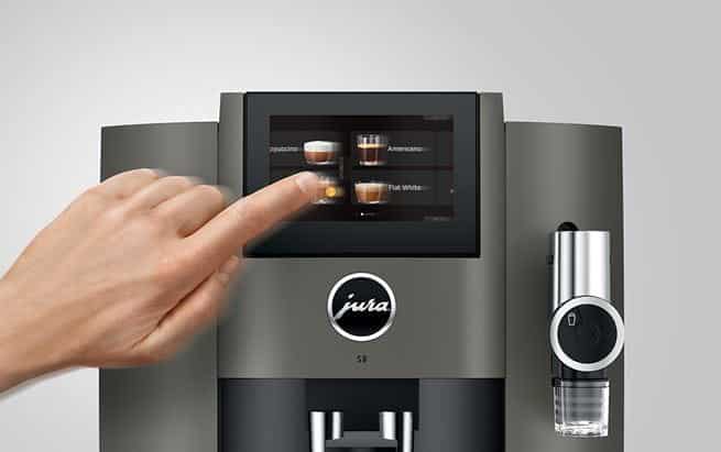 JURA S8 4.3-inch touchscreen with intuitive interface and animations