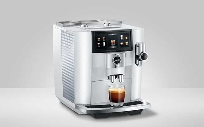 Elegant compact design of JURA J8 Twin with Panorama Coffee Panel